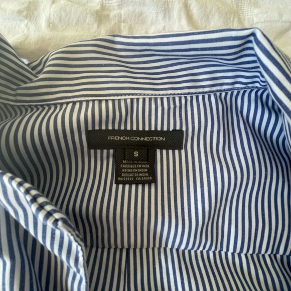 FRENCH CONNECTION size small summer button-down blouse with tie. - Picture 2 of 4